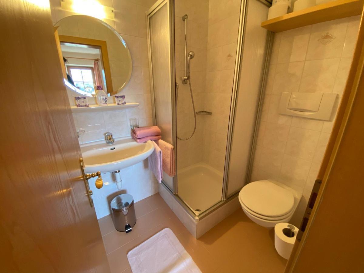 Hotel Lindnerhof Urlaub Am Bauernhof San Lorenzo di Sebato Esterno foto